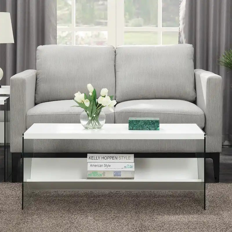 Table basse SoHo en verre avec étagère