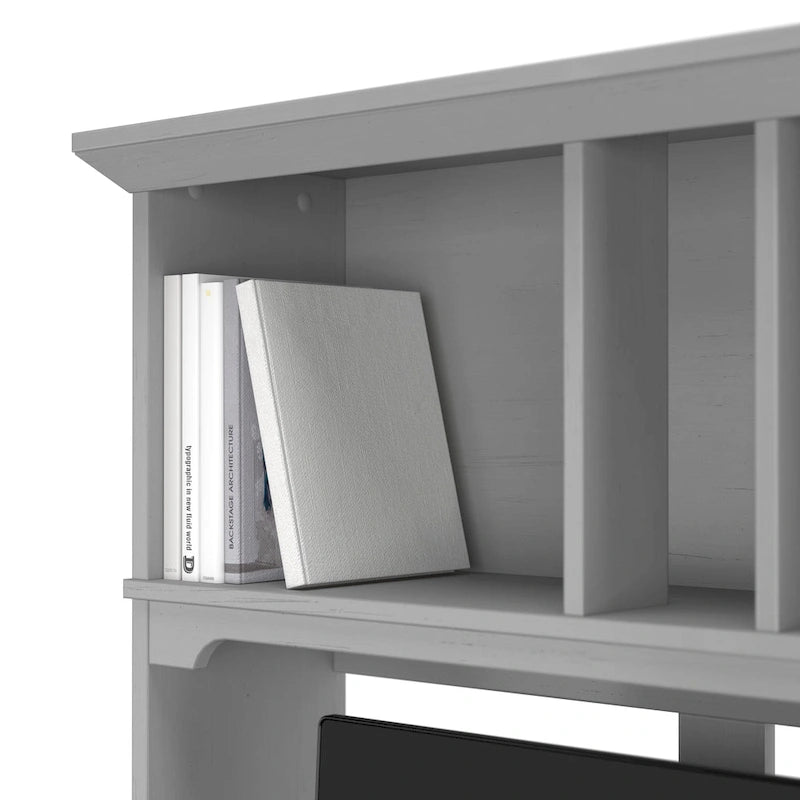 Petit bureau d'ordinateur avec étagère de rangement sur le dessus