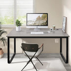 Bureau d'ordinateur moderne en métal noir avec étagères de rangement pour usage personnel