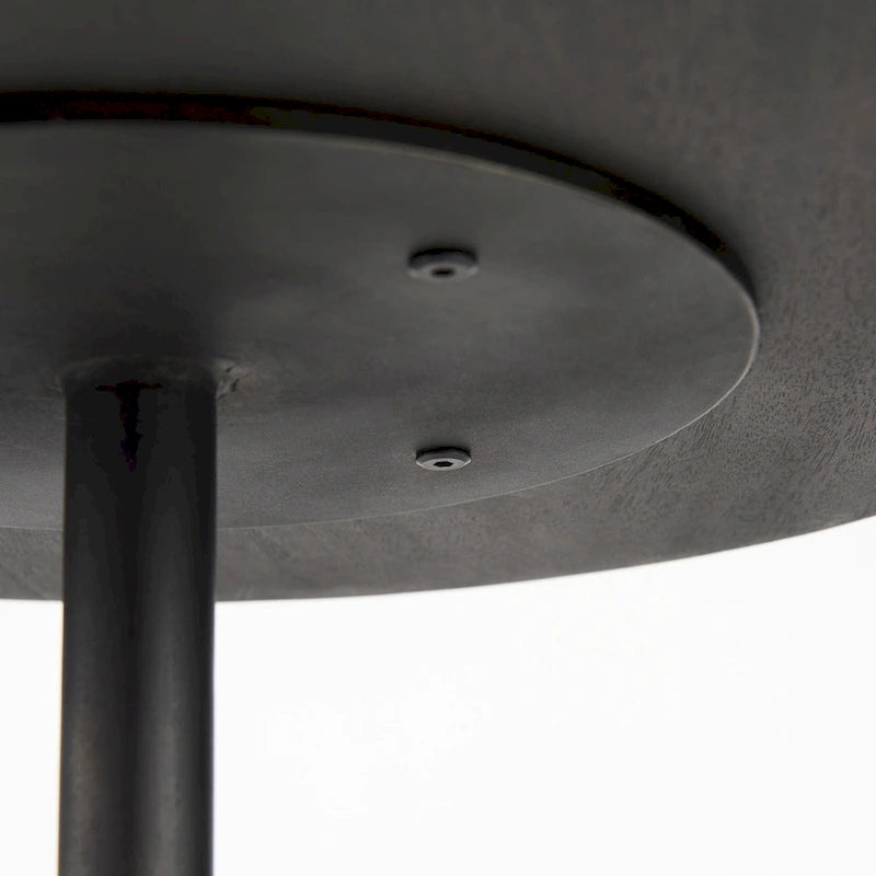 Table d'appoint ronde Maxwell en bois marron foncé avec piédestal en métal noir