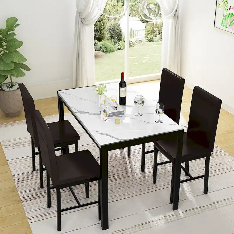 Ensemble de salle à manger 5 pièces avec plateau en faux marbre et 4 chaises rembourrées en cuir PU pour cuisine et salle à manger