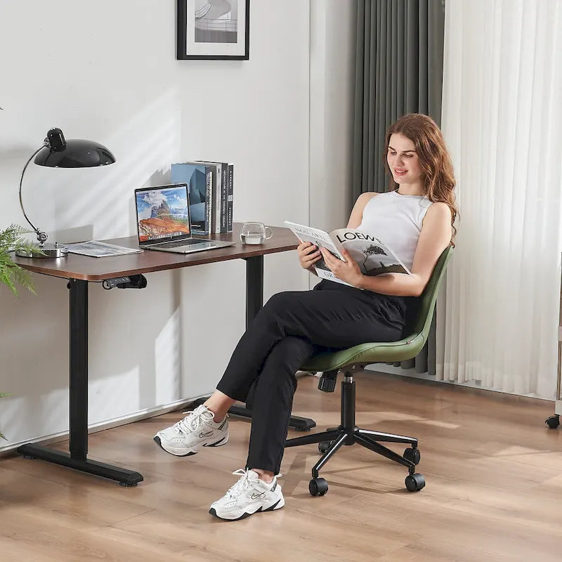 Chaise de bureau ergonomique sans accoudoirs avec roulettes